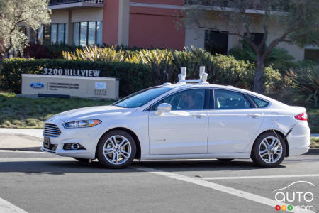 Des Ford Fusion hybrides autonomes en Californie dès 2016