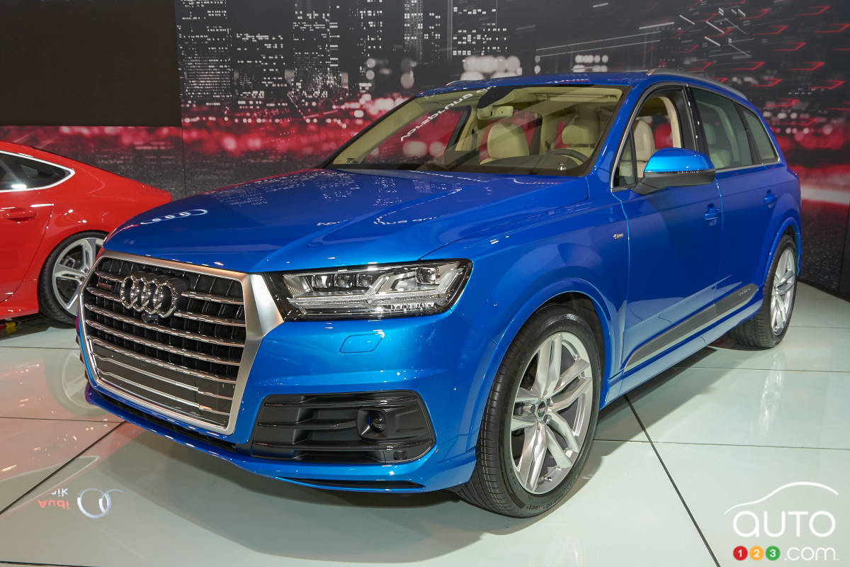 2015 Canadian International Auto Show (photos)