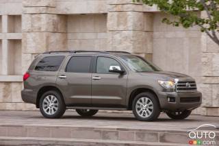 Research 2016
                  TOYOTA Sequoia pictures, prices and reviews