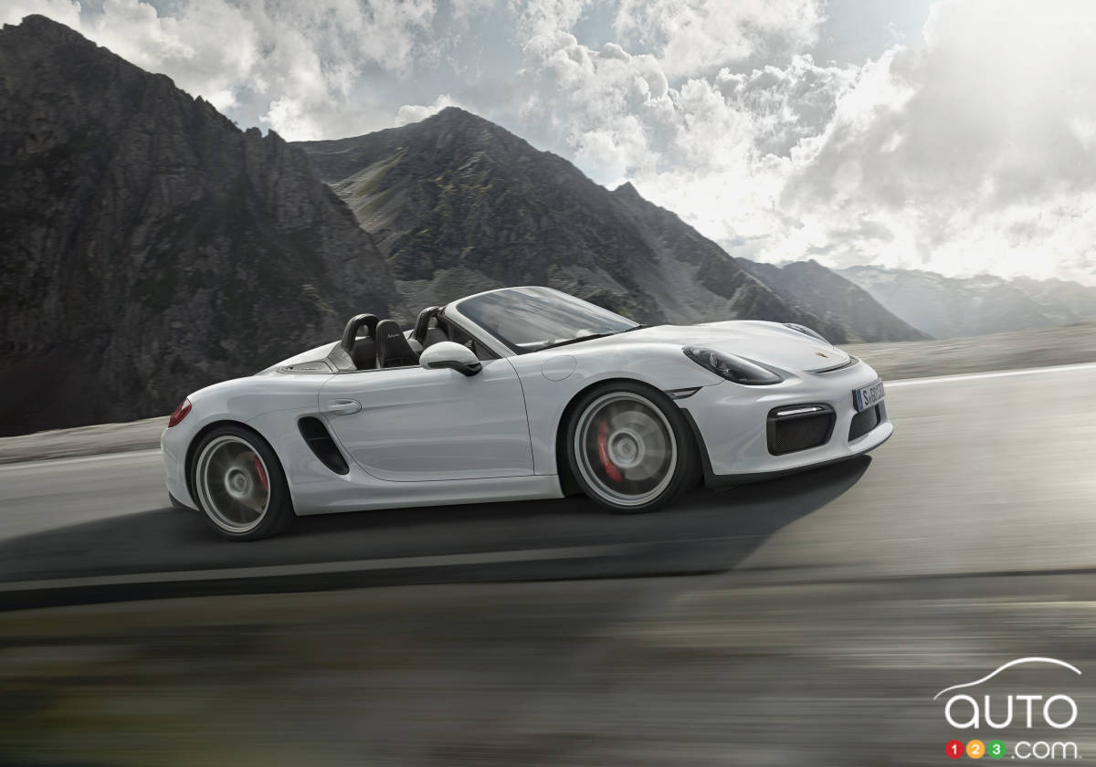 2015 New York Auto Show: Porsche Boxster Spyder is resurrected!