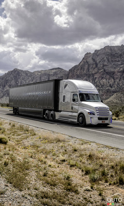 Daimler self-driving truck trial begins in Nevada