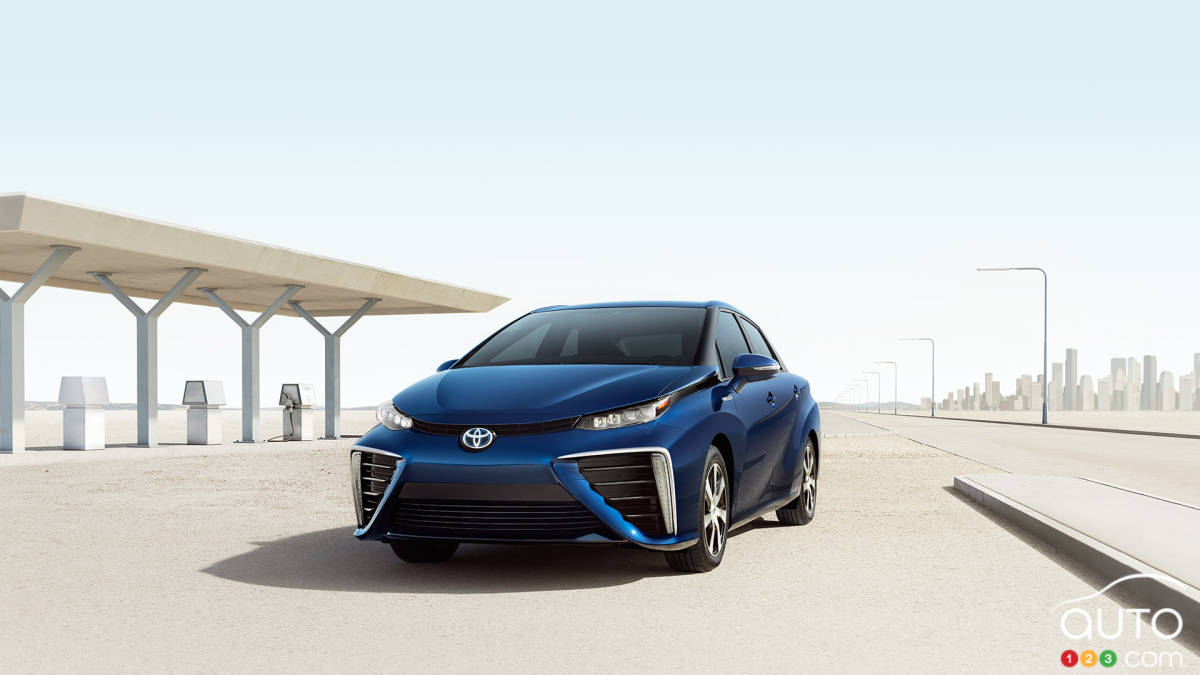 Toyota Mirai set to launch in California this fall
