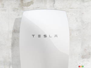 Tesla Powerwall sells out until mid-2016