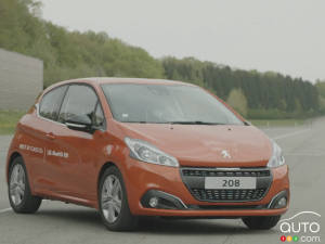 Peugeot sets fuel economy record with diesel engine