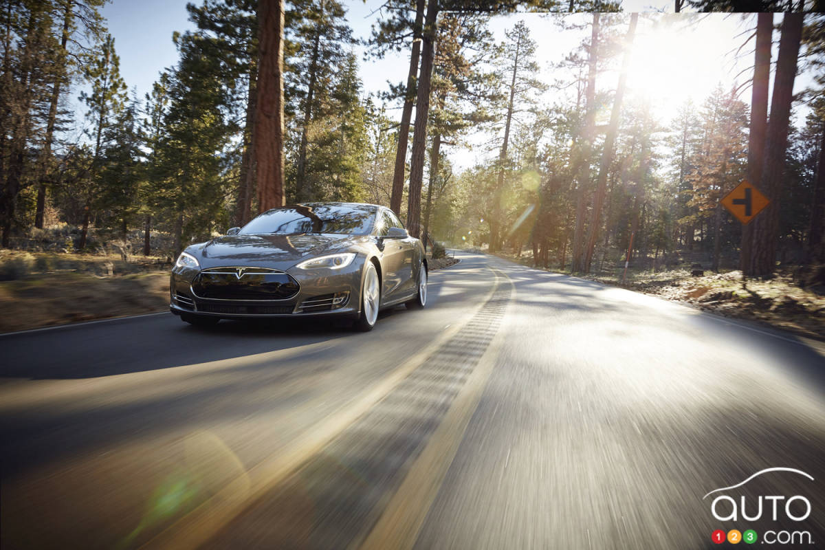 Elon Musk espère qu’Apple aura une voiture électrique