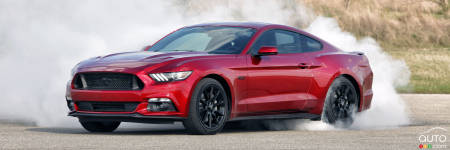 Ford Mustang GT 2016: des prises d’air ornées de clignotants