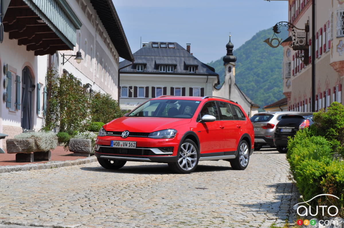 2017 Volkswagen Golf Sportwagon Alltrack First Impression