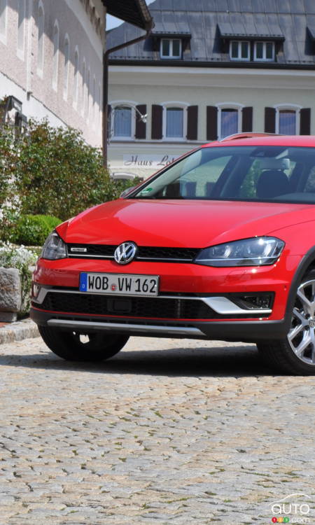 2017 Volkswagen Golf Sportwagon Alltrack First Impression