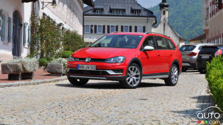 2017 Volkswagen Golf Sportwagon Alltrack First Impression