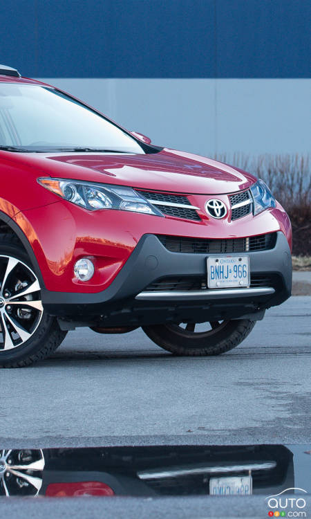 2015 Toyota RAV4 AWD XLE 50th Anniversary Special Edition Review