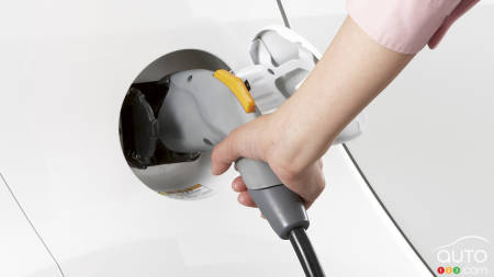 Chine : des permis seulement pour les constructeurs de voitures électriques