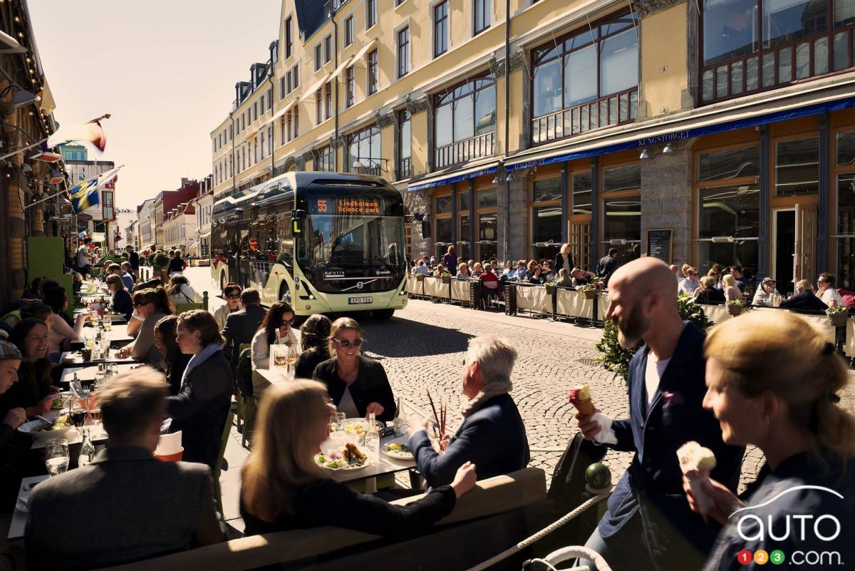 Sweden launches electric bus route