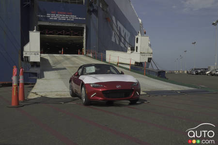 2016 Mazda MX-5 shipments arrive to North America