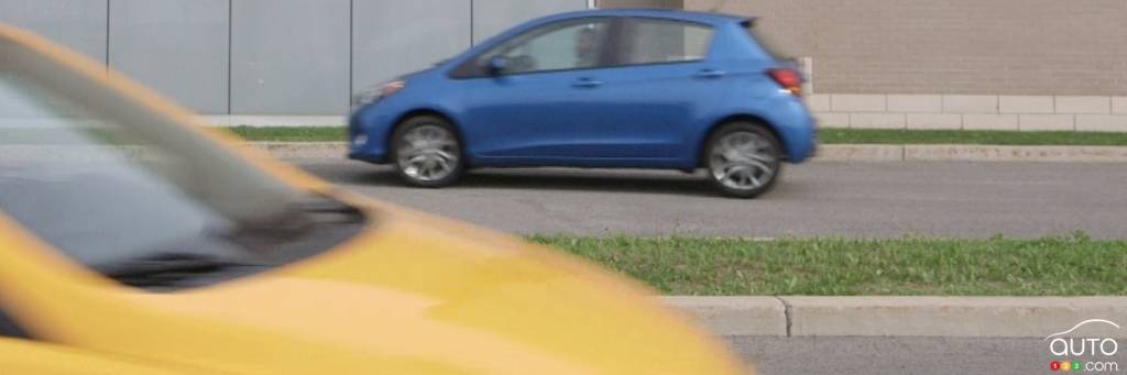 Hyundai Accent SE 2015 vs Toyota Yaris Hatchback SE 5 portes 2015