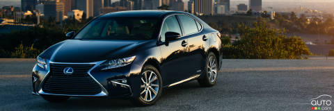 New 2016 Lexus ES 300h offers more luxury to North American customers