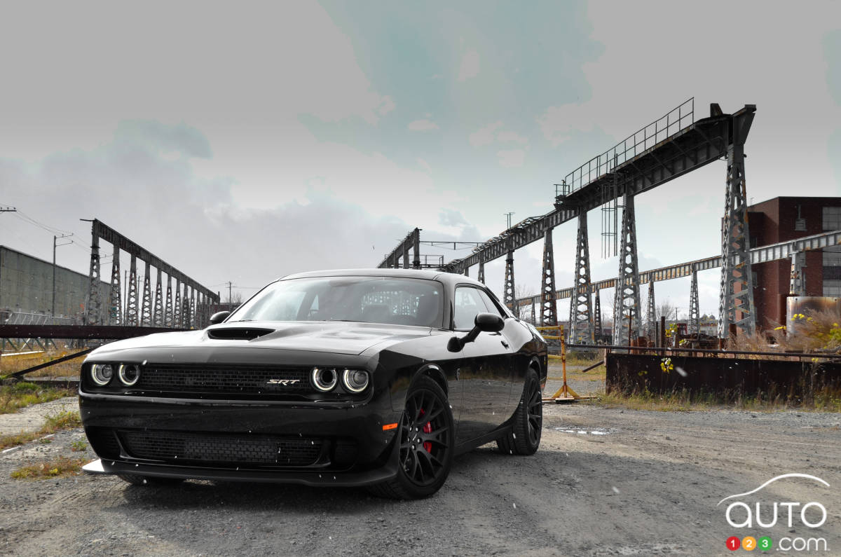 More Dodge Charger and Challenger SRT Hellcat units for 2016