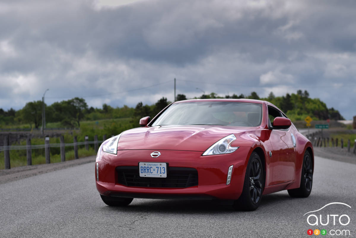 2016 Nissan 370Z Enthusiast Coupe Review