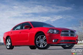 Research 2013
                  Dodge Charger pictures, prices and reviews