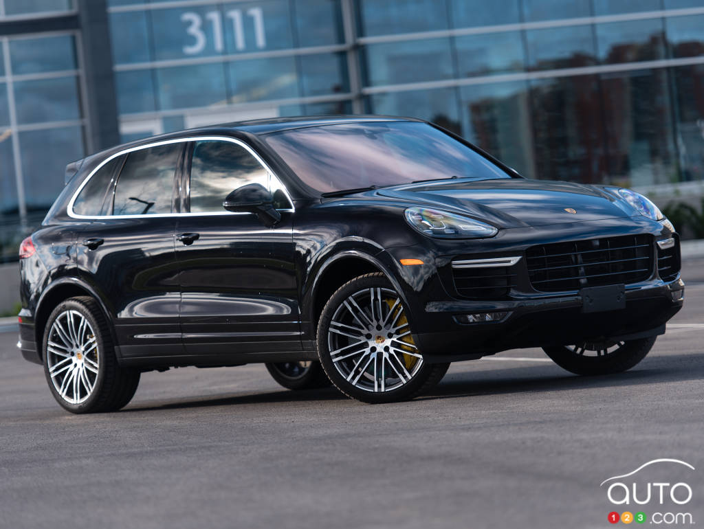 2016 Porsche Cayenne Turbo S