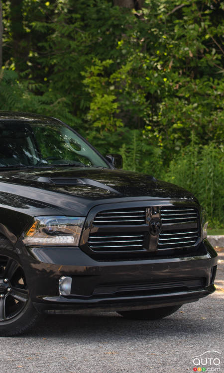 2015 RAM 1500 Black Sport Crew Cab Review
