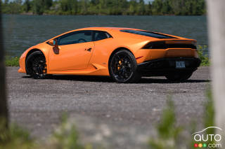 Research 2015
                  Lamborghini Huracan pictures, prices and reviews