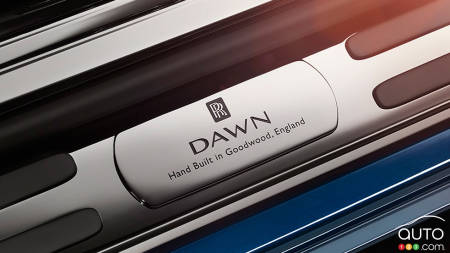 Francfort 2015 : les premières images de la Rolls-Royce Dawn dévoilées
