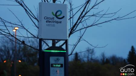 Le Circuit électrique met plusieurs bornes en service au Québec