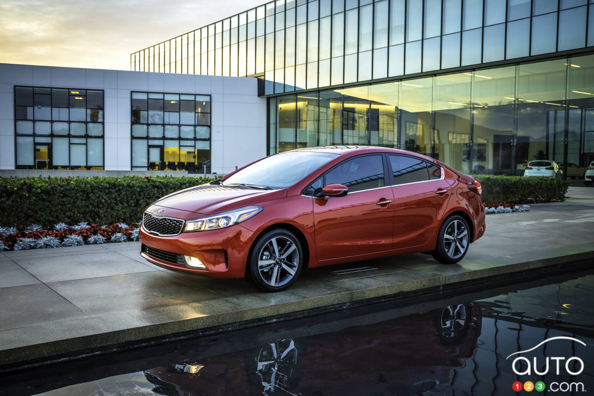 2017 Kia Forte unwrapped at Detroit Auto Show | Car News | Auto123