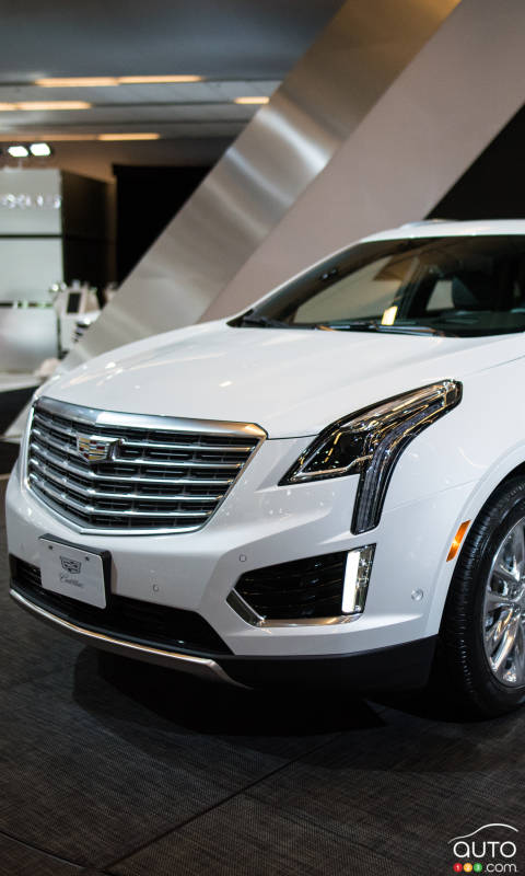 Cadillac XT5 Luxury Crossover Makes Canadian Premiere in Montreal
