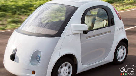 Apple, Google making progress on self-driving cars, Daimler's Zetsche says