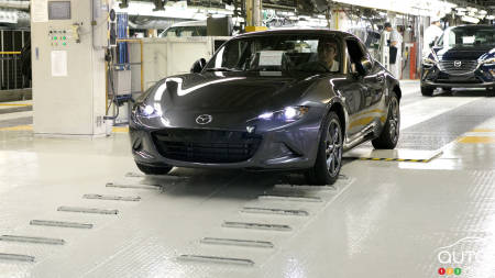 2017 Mazda MX-5 RF: Production Is Underway!