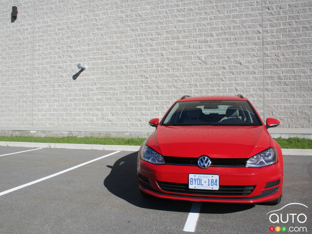 Volkswagen Golf Sportwagon Trendline 2016