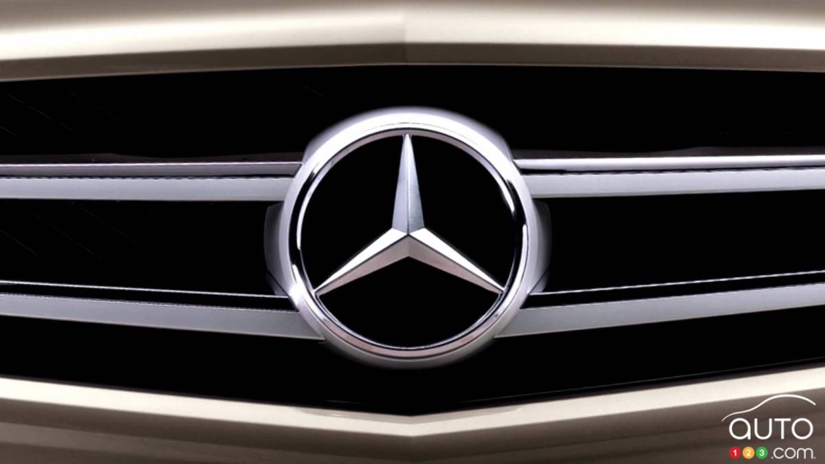 Mercedes-Benz to unveil pick-up truck concept on Tuesday