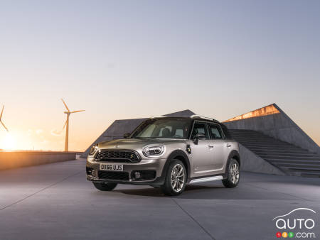 Los Angeles 2016: New 2017 MINI Countryman lineup to include plug-in hybrid