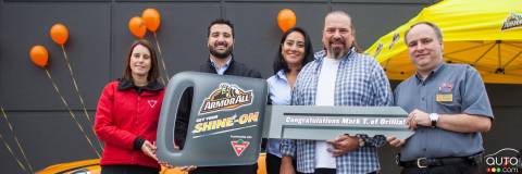 Ontario Man Wins MINI 3-Door Convertible in Armor All Contest