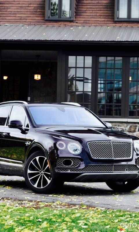 Bentley Bentayga super-luxury SUV meets Auto123.com!