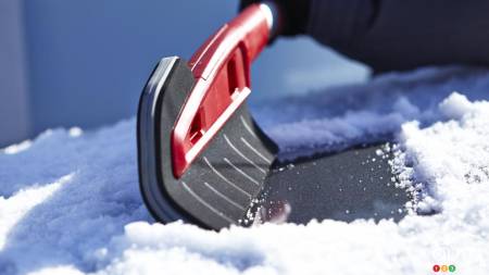 The Garant Snow Brush: A (Scratch-Free) Cut Above of the Competition!