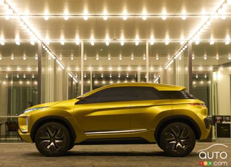 Los Angeles 2016: Mitsubishi’s eX Concept Unveiled