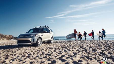 Los Angeles 2016 : le nouveau Land Rover Discovery est idéal pour le surf (vidéo)