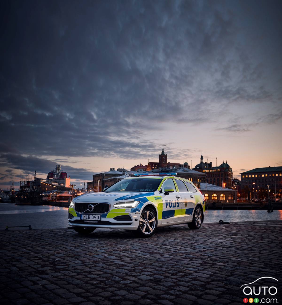 Volvo V90 soon to serve Swedish police