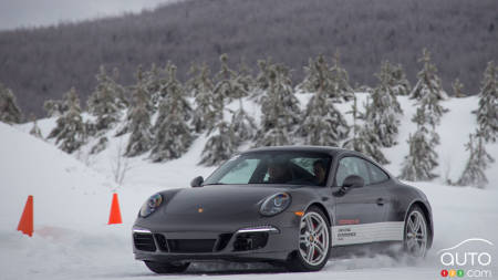 Idées cadeaux de Noël 2016 : Porsche et ses formations de conduite hivernale