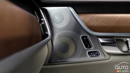 Volvo’s Bowers & Wilkins stereo reproduces concert hall