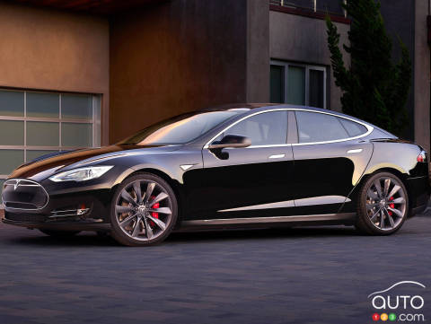 Tesla drops 85kWh battery from its global lineup