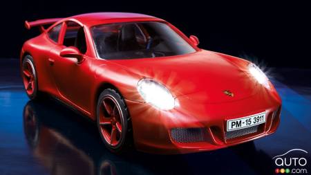 Playmobil Porsche 911 Carrera S couldn’t look more real