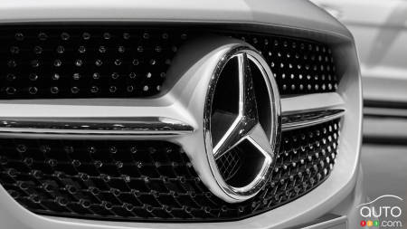 Mercedes-Benz under EPA watch for diesel emissions
