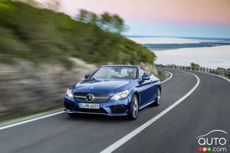 Mercedes-Benz unveils two new C-Class models in Geneva