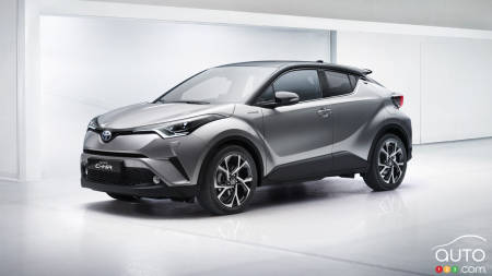Geneva 2016: Toyota C-HR unveiled in production form