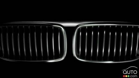 Mercedes-Benz congratulates BMW on its 100th birthday