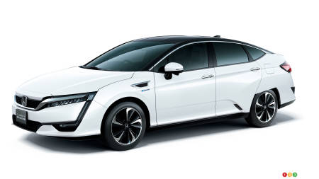 Honda Clarity Fuel Cell now on sale in Japan