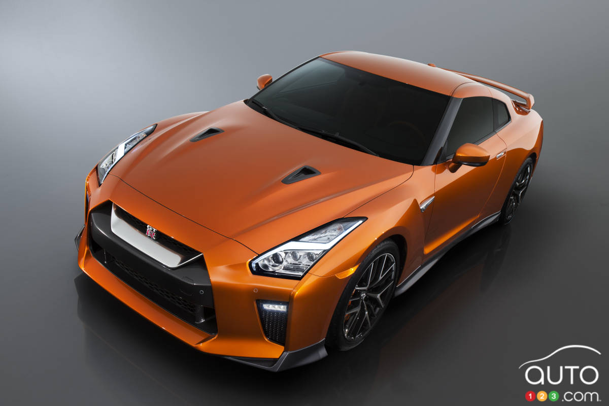 New York 2016 : l’emblématique Nissan GT-R se modernise